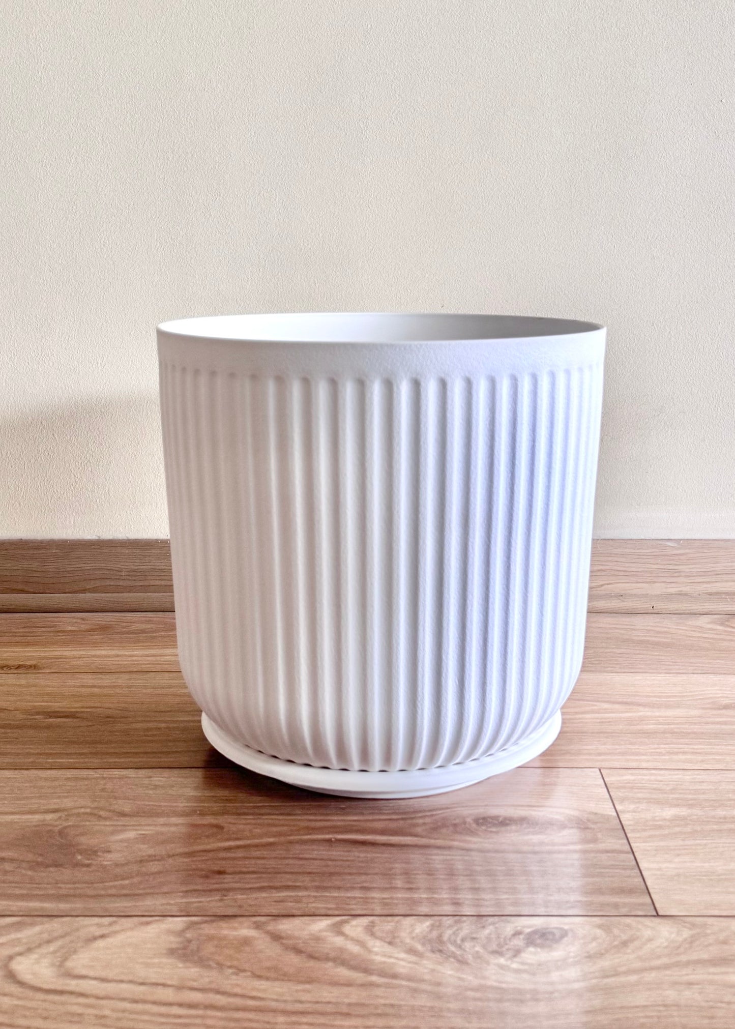 Macetero Líneo Blanco